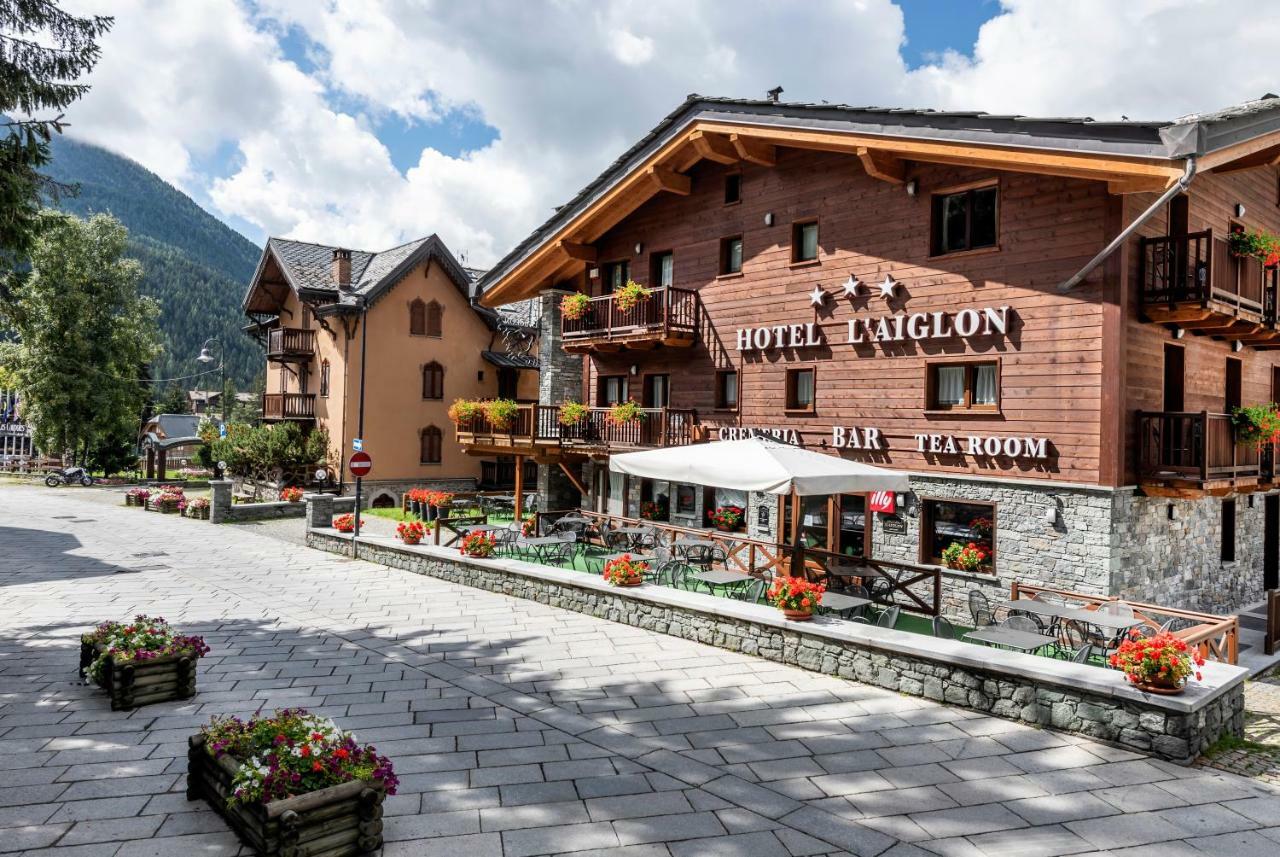 Hotel L' Aiglon Champoluc Bagian luar foto